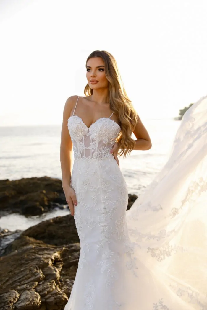 milla-by-camilla-kimberly-bridal-dress-131 KIMBERLY Menyasszonyi Ruha - PRIVÉ Esküvői ruhaszalon