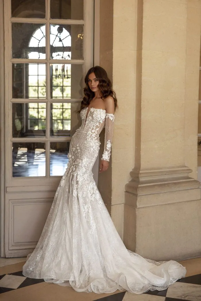 wedding-dress-leonora-01 Leonora - Privé Esküvői Ruhaszalon Budapest
